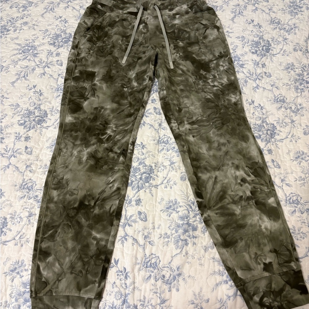 lululemon athletica Green tye dye joggers